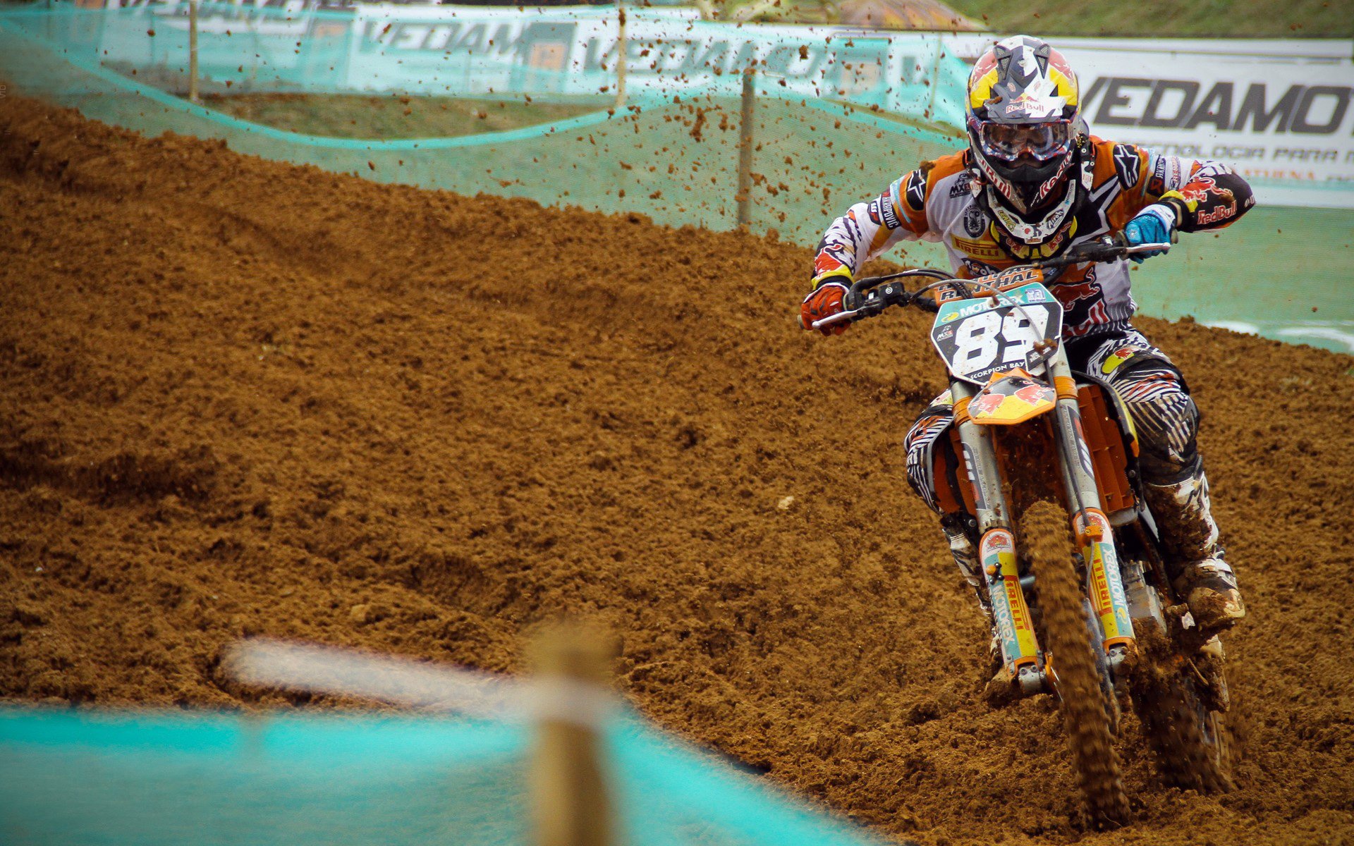 “法甲实力悬殊，场面火爆引人关注”，法甲强队实力分析