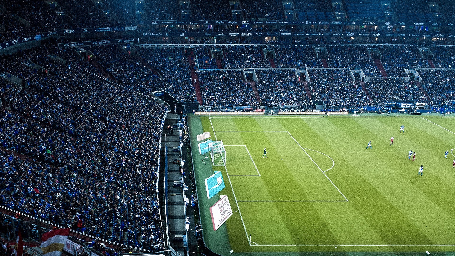 开云体育中国官网-多人障碍跑挑战，锻炼体力与反应能力，障碍跑要领